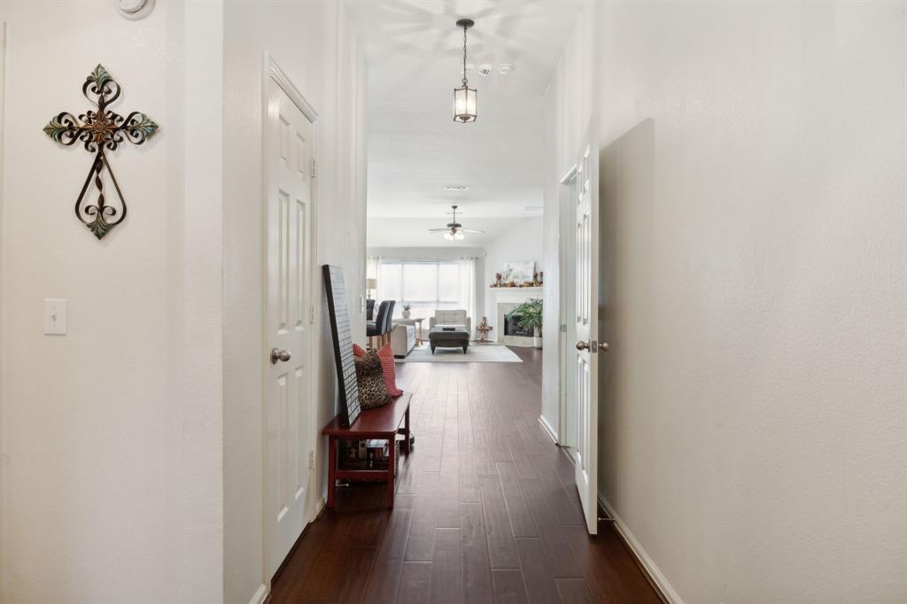 2748 Thorncreek Lane