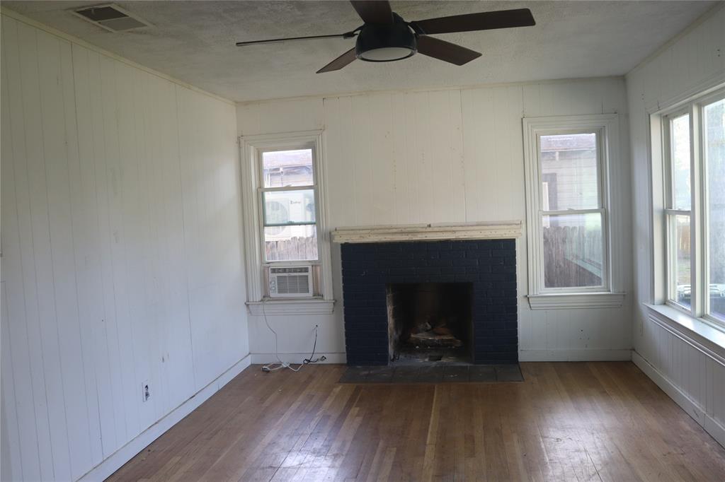 4060 Mt Vernon Avenue