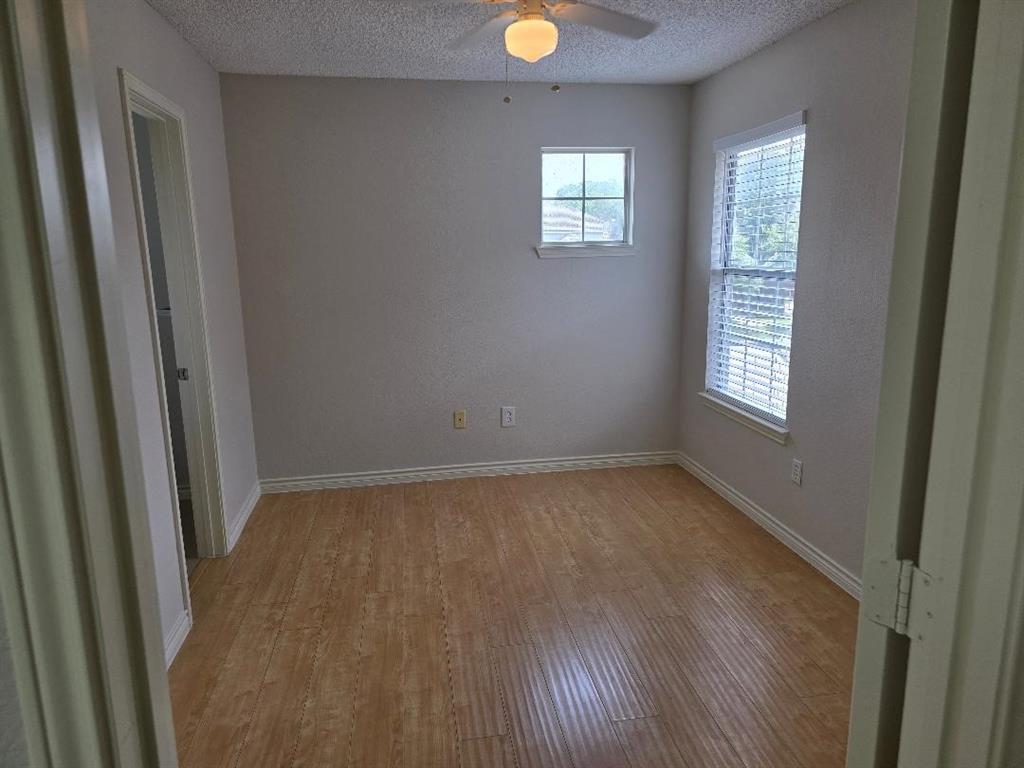 Lloyd Add Tr 8 - Residential Lease