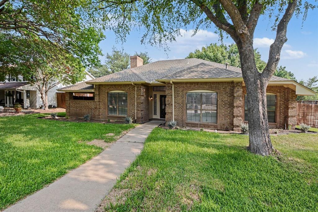 4425 Avonshire Lane