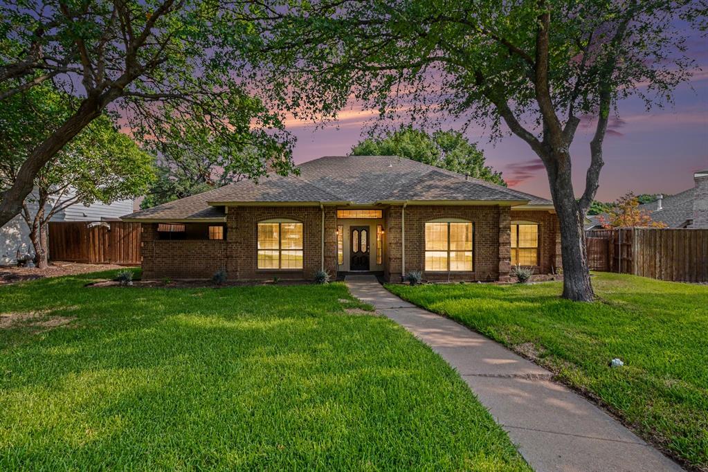 4425 Avonshire Lane