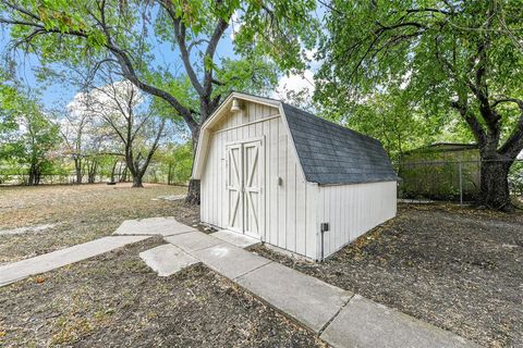 A home in Saginaw