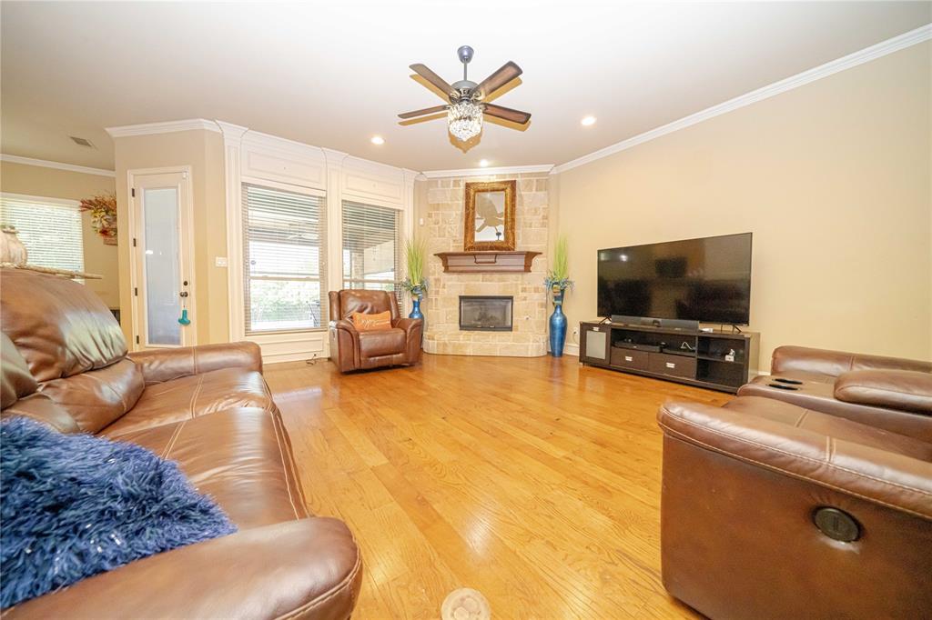 7913 Forest View Court