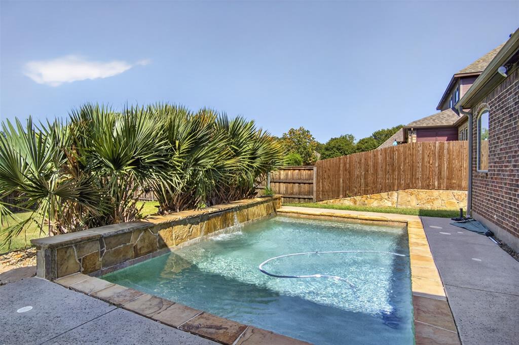 7913 Forest View Court