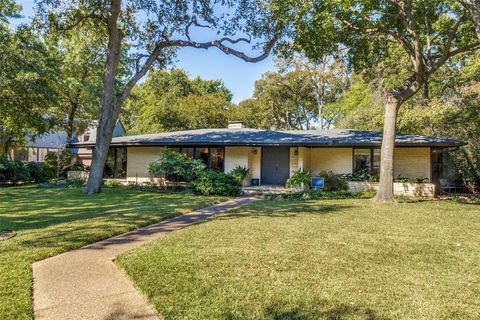 8231 Forest Hills Boulevard Dallas TX 75218