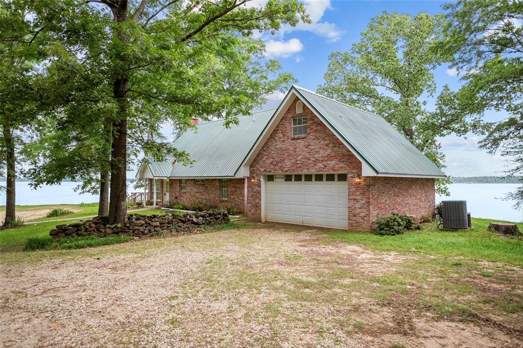 Hemphill, Texas 75959, United States, 4 Bedrooms Bedrooms, ,4 BathroomsBathrooms,Residential,Active,106661