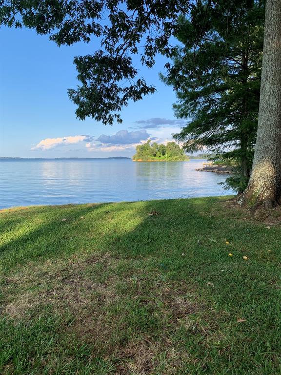 Hemphill, Texas 75959, United States, 4 Bedrooms Bedrooms, ,4 BathroomsBathrooms,Residential,Active,106661