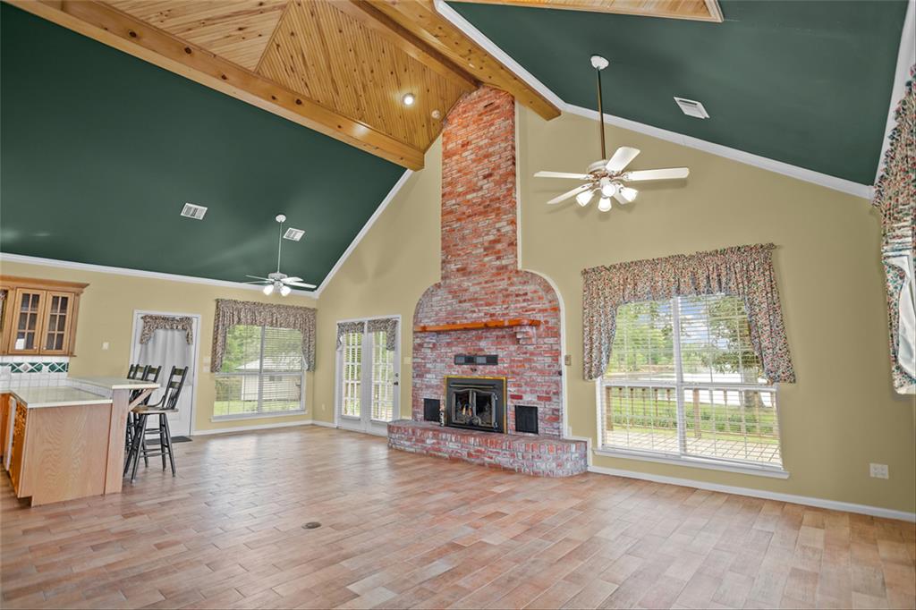 Hemphill, Texas 75959, United States, 4 Bedrooms Bedrooms, ,4 BathroomsBathrooms,Residential,Active,106661