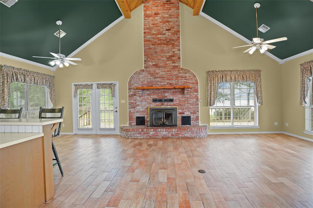 Hemphill, Texas 75959, United States, 4 Bedrooms Bedrooms, ,4 BathroomsBathrooms,Residential,Active,106661