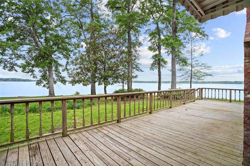 Hemphill, Texas 75959, United States, 4 Bedrooms Bedrooms, ,4 BathroomsBathrooms,Residential,Active,106661