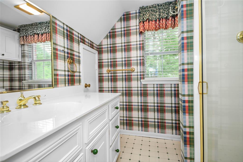 Hemphill, Texas 75959, United States, 4 Bedrooms Bedrooms, ,4 BathroomsBathrooms,Residential,Active,106661