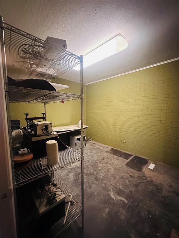 Yancys Southern Hils - Commercial Lease