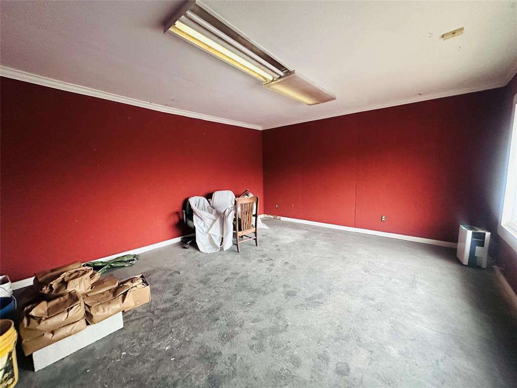 Yancys Southern Hils - Commercial Lease