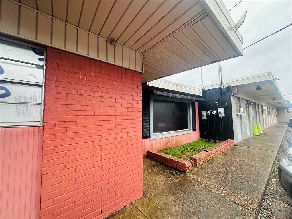 Yancys Southern Hils - Commercial Lease