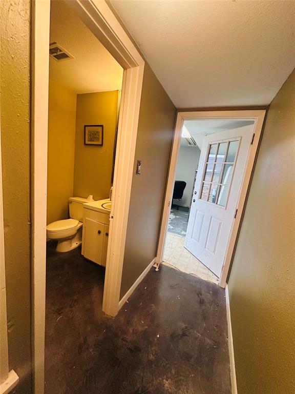 Yancys Southern Hils - Commercial Lease