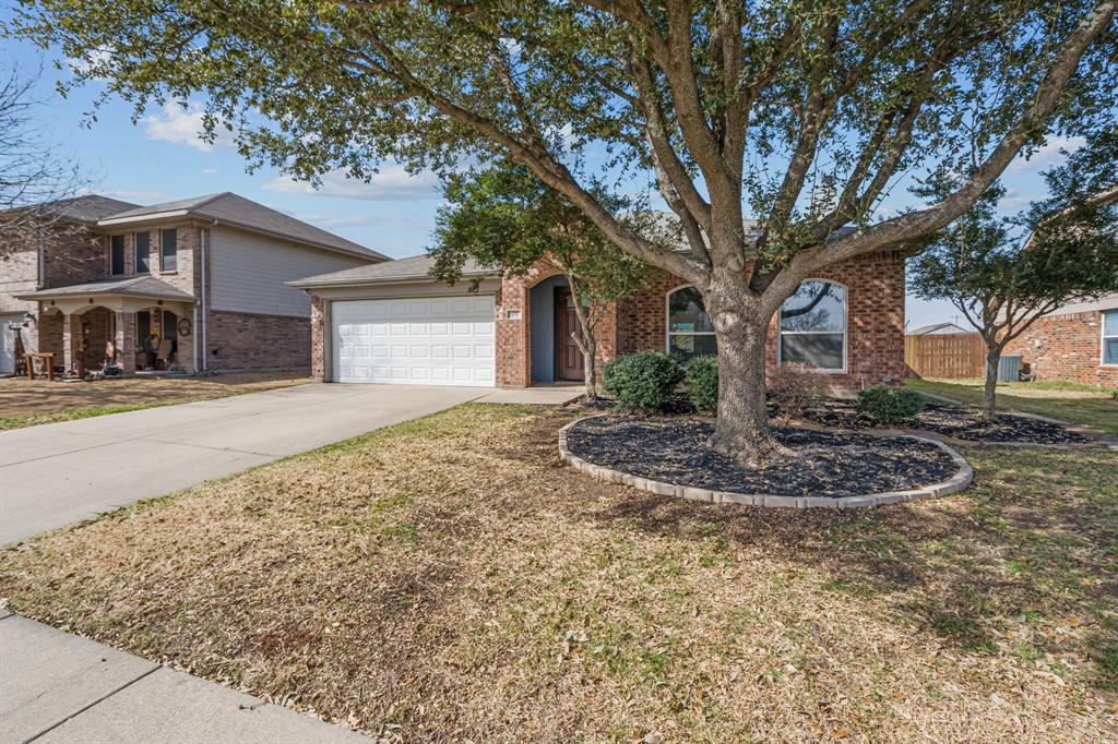 Saddlebrook Estates Ph 1 Krum - Residential