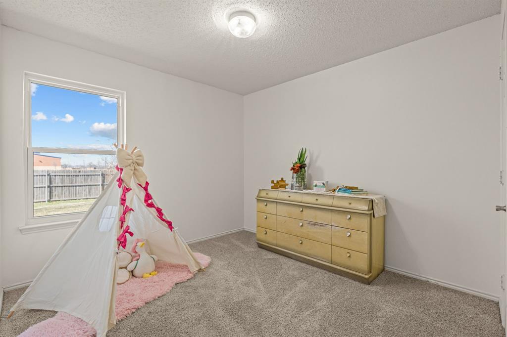 Saddlebrook Estates Ph 1 Krum - Residential