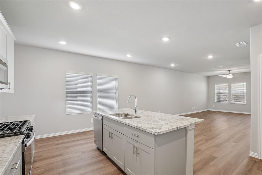 Lakehaven - Residential