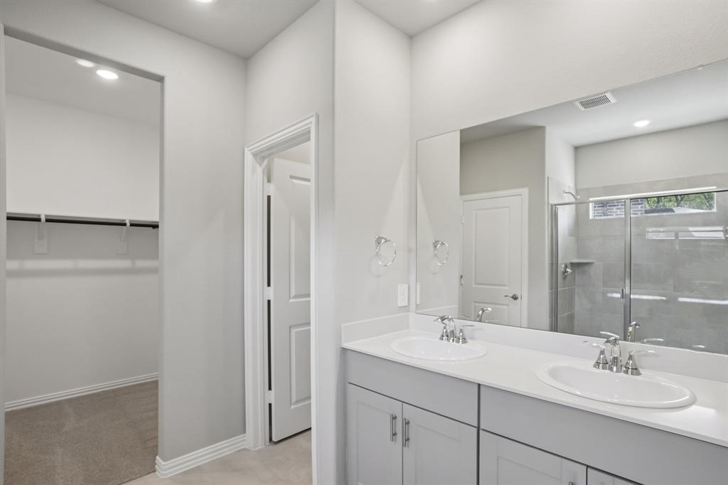 Lakehaven - Residential