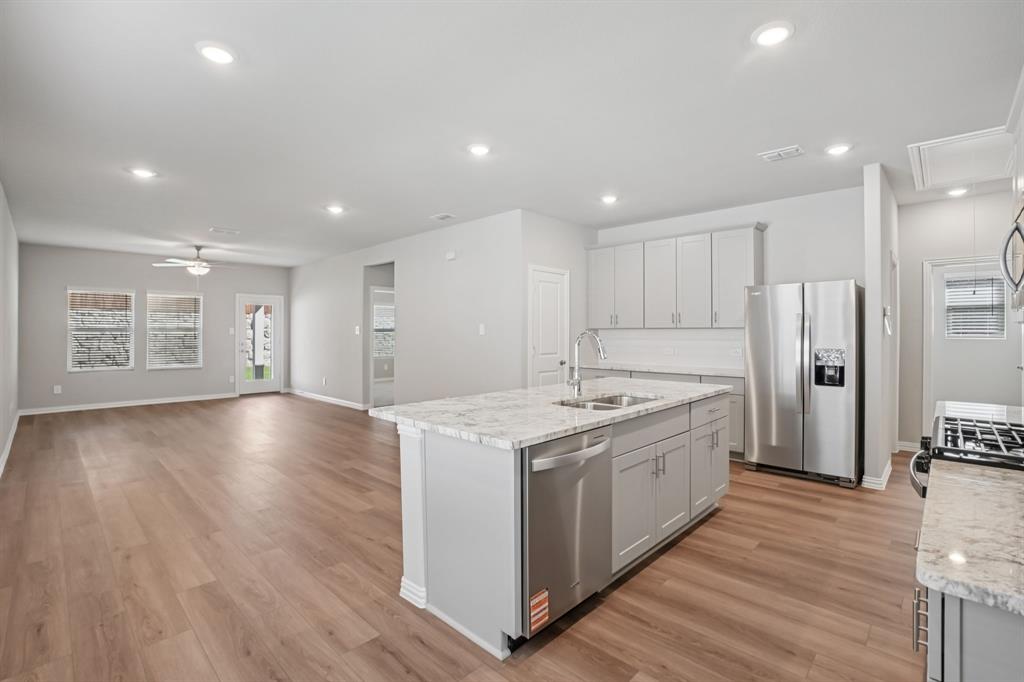 Lakehaven - Residential