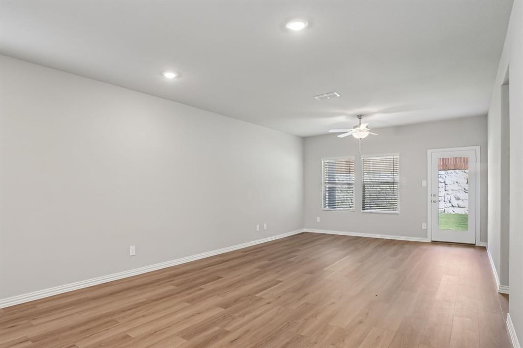 Lakehaven - Residential