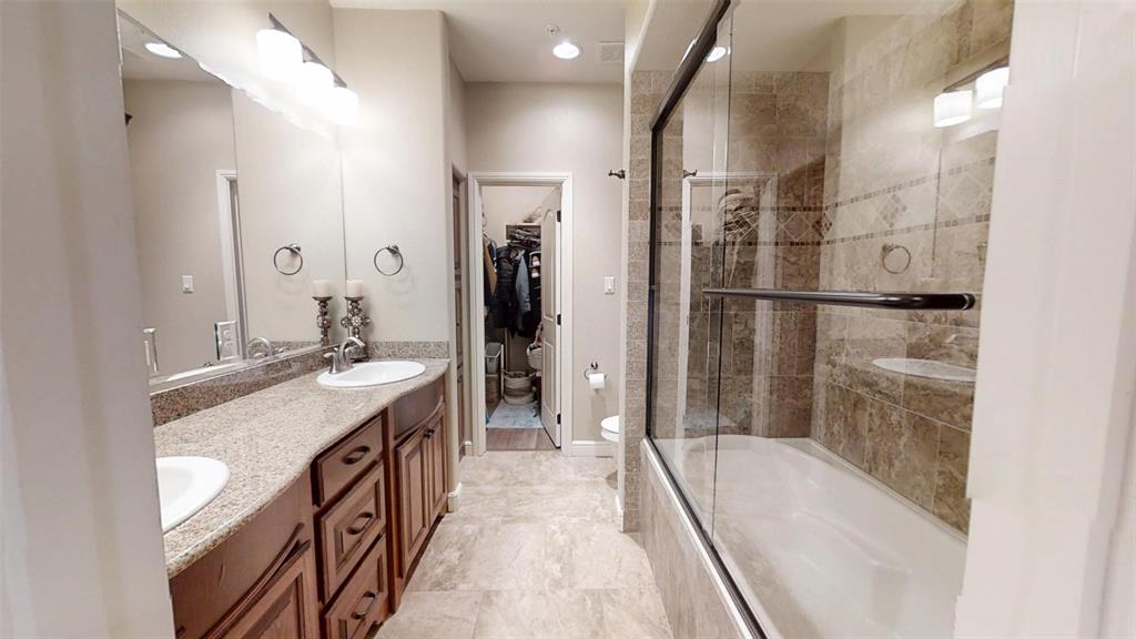 The Lodge Of Granbury - Residential