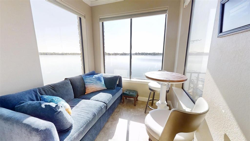 The Lodge Of Granbury - Residential