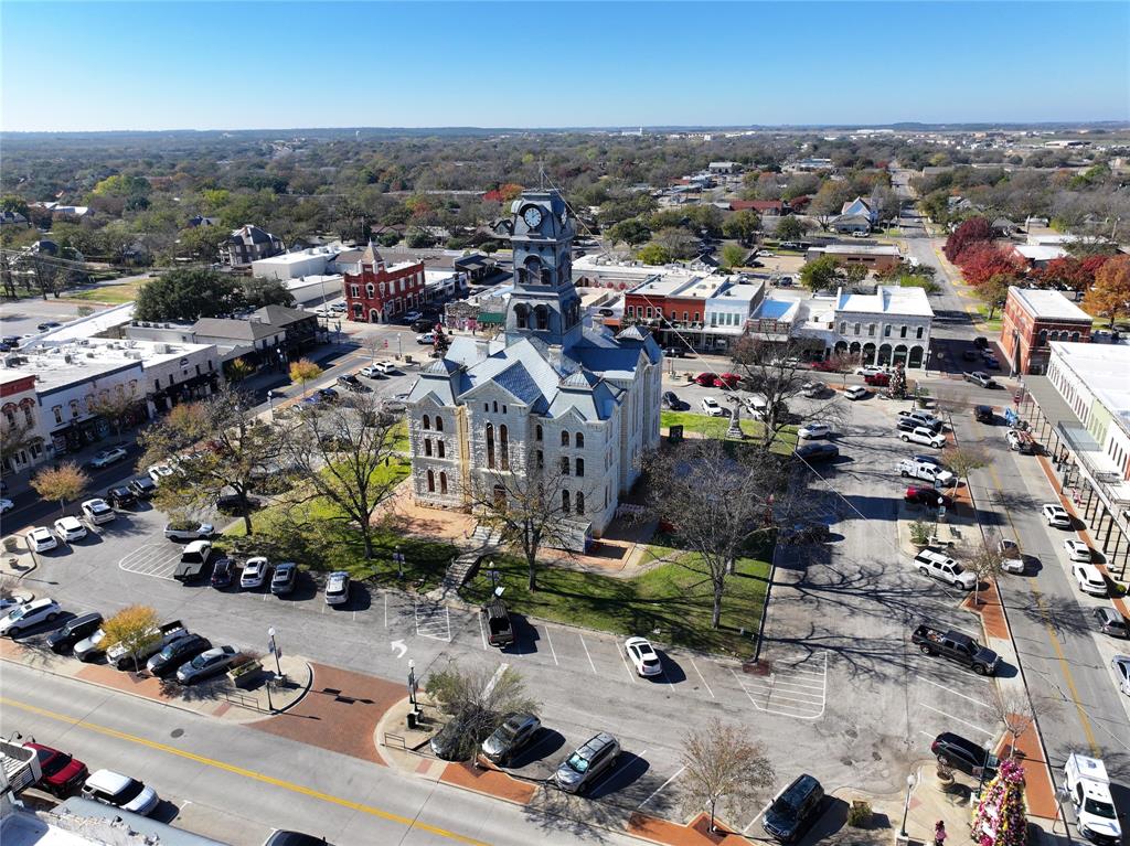 The Lodge Of Granbury - Residential