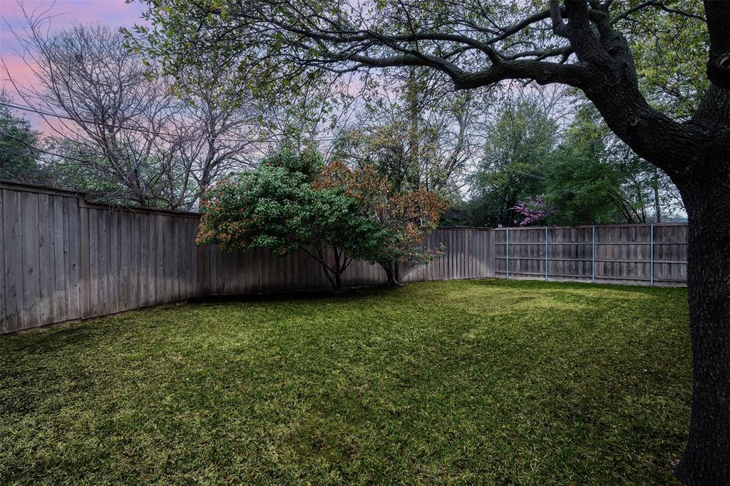 Royal Crest 03 - Residential