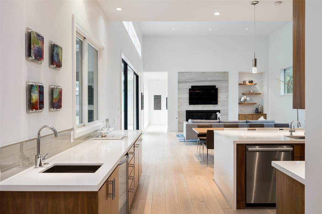 Royal Crest 03 - Residential