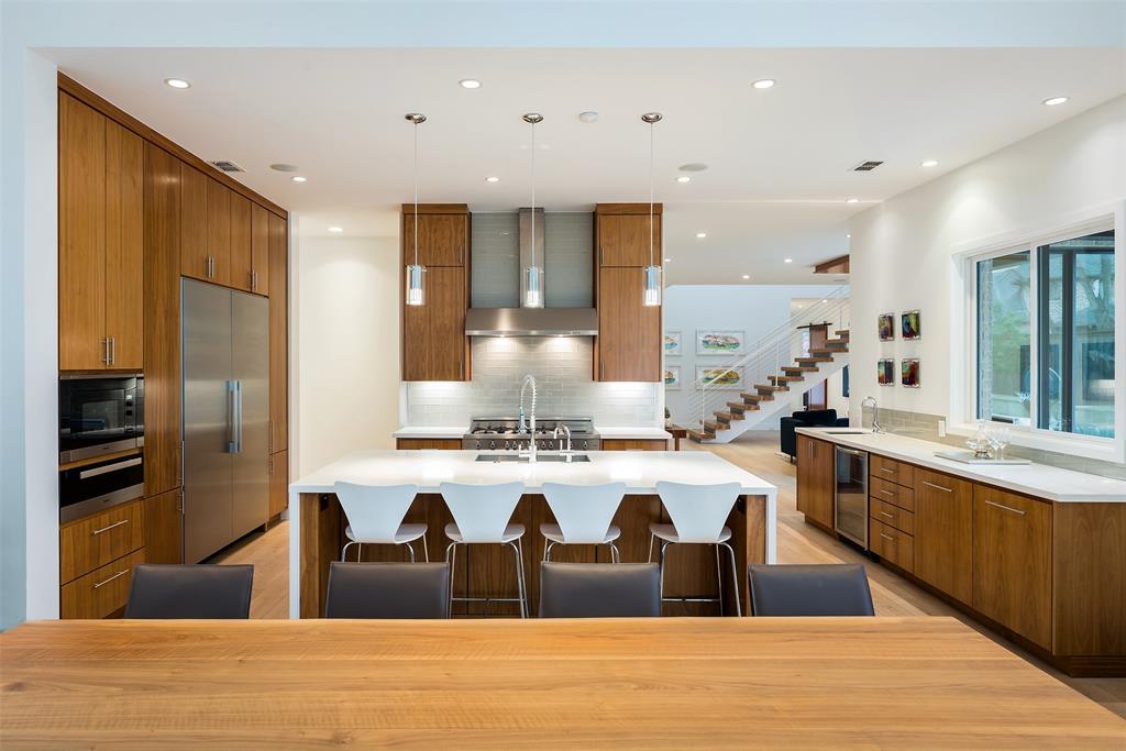 Royal Crest 03 - Residential