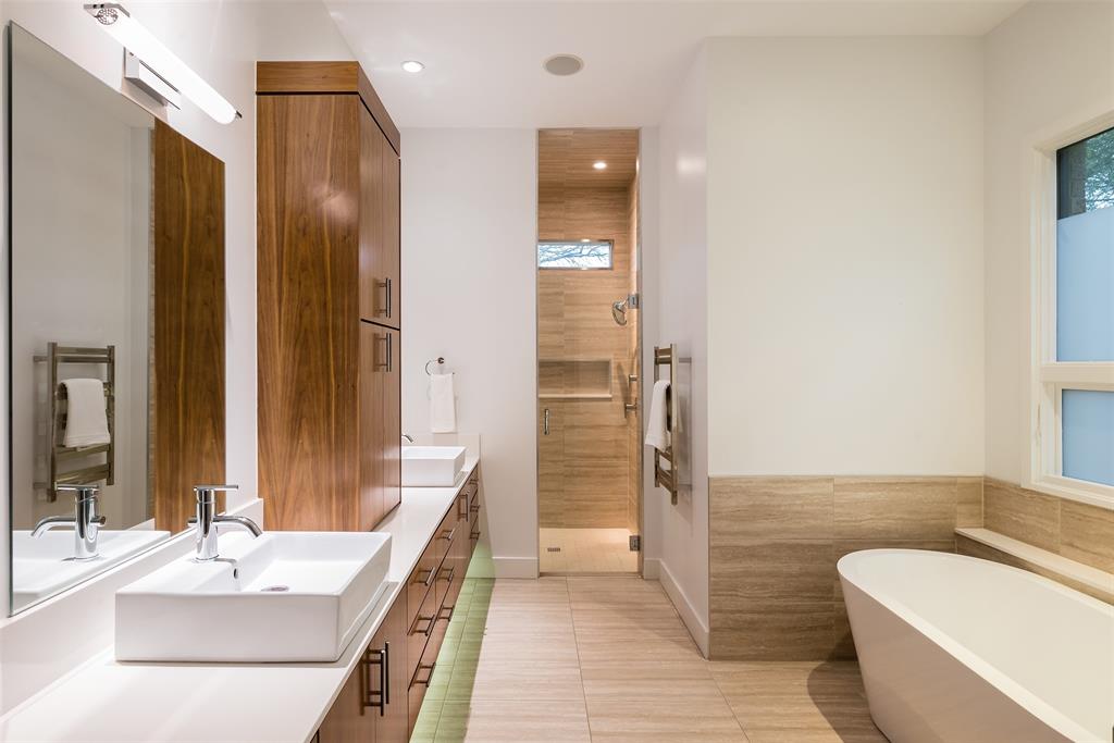 Royal Crest 03 - Residential