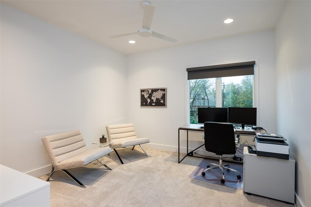 Royal Crest 03 - Residential