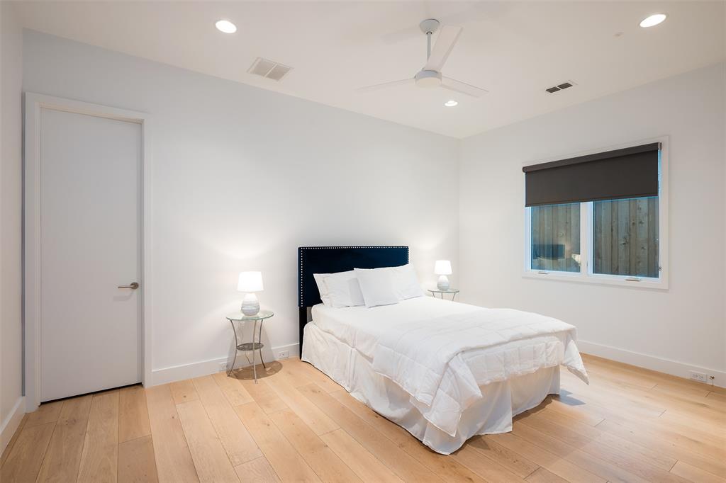 Royal Crest 03 - Residential