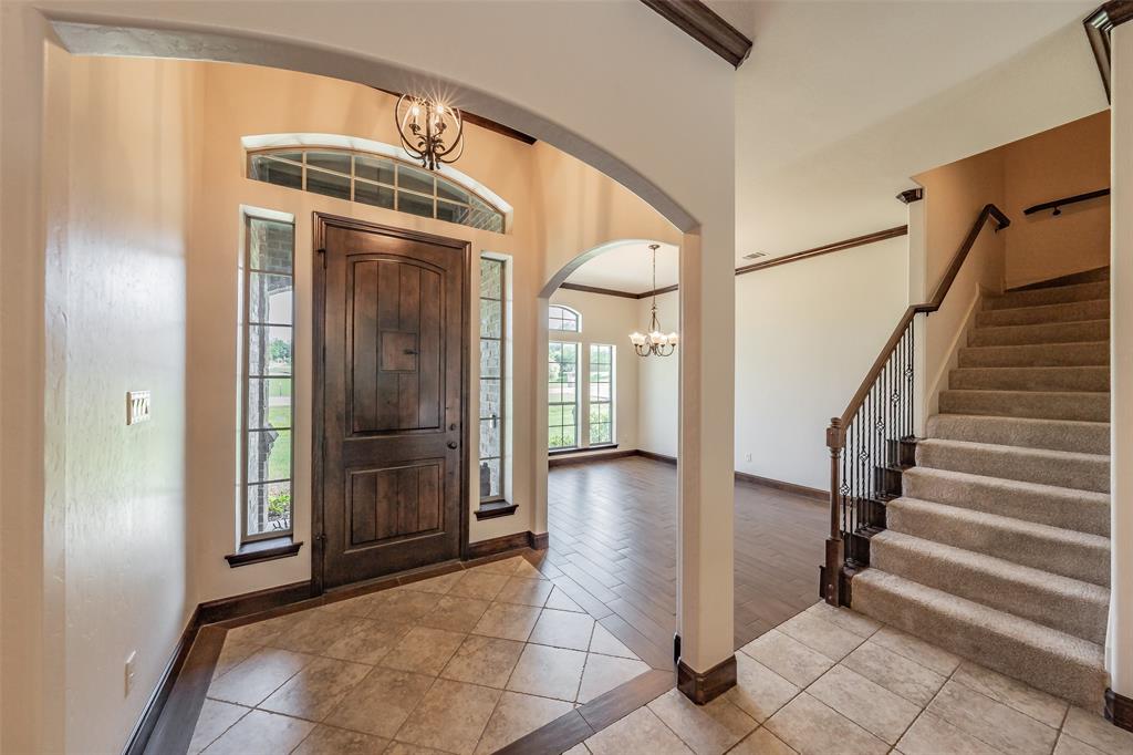 5001 Oak Mill Drive