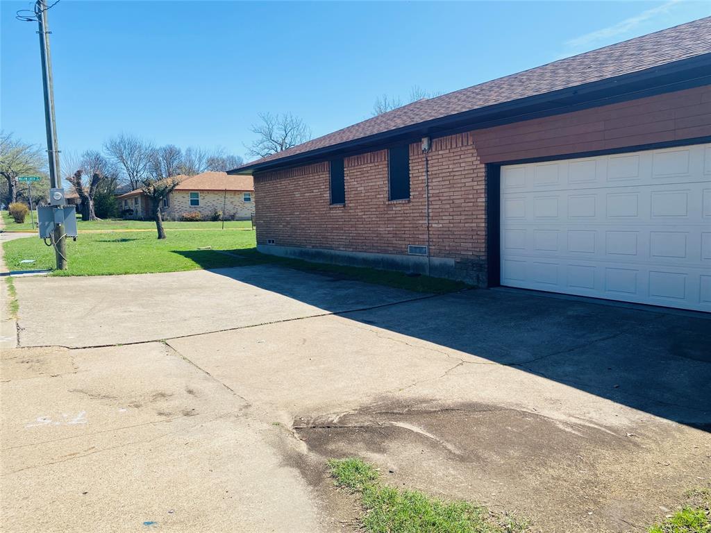 1315 Willow Creek Drive