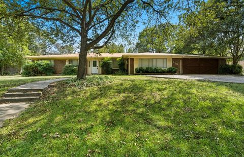 3708 Oak Park Drive A Weatherford TX 76087