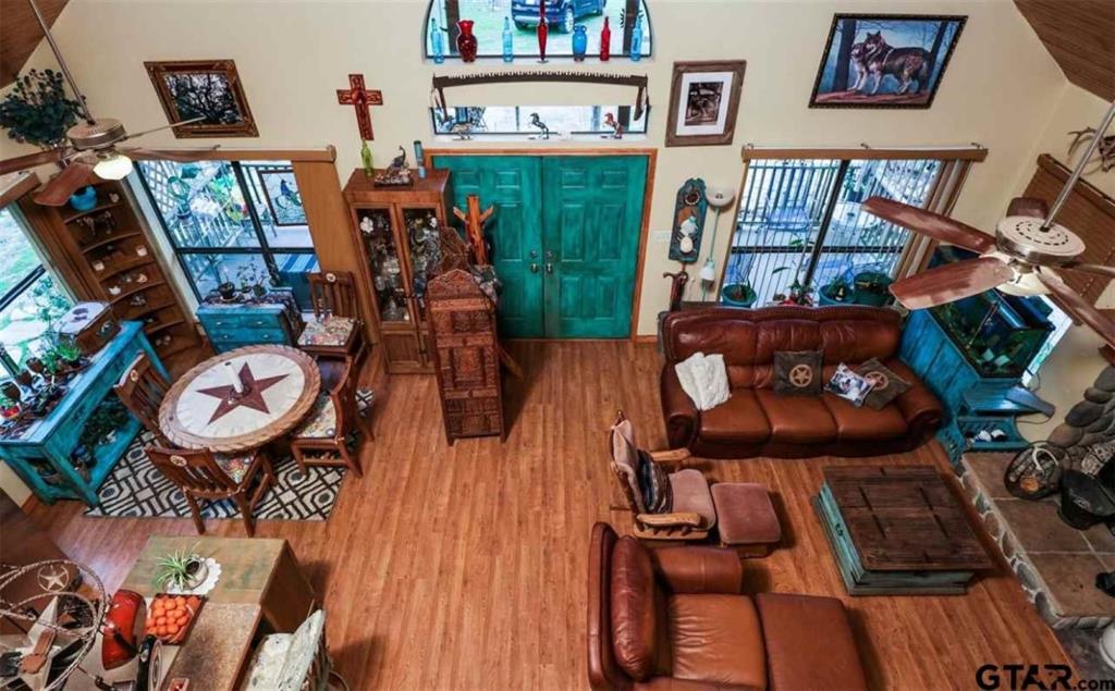 MOJAR(LOVE & ALLEN - Residential