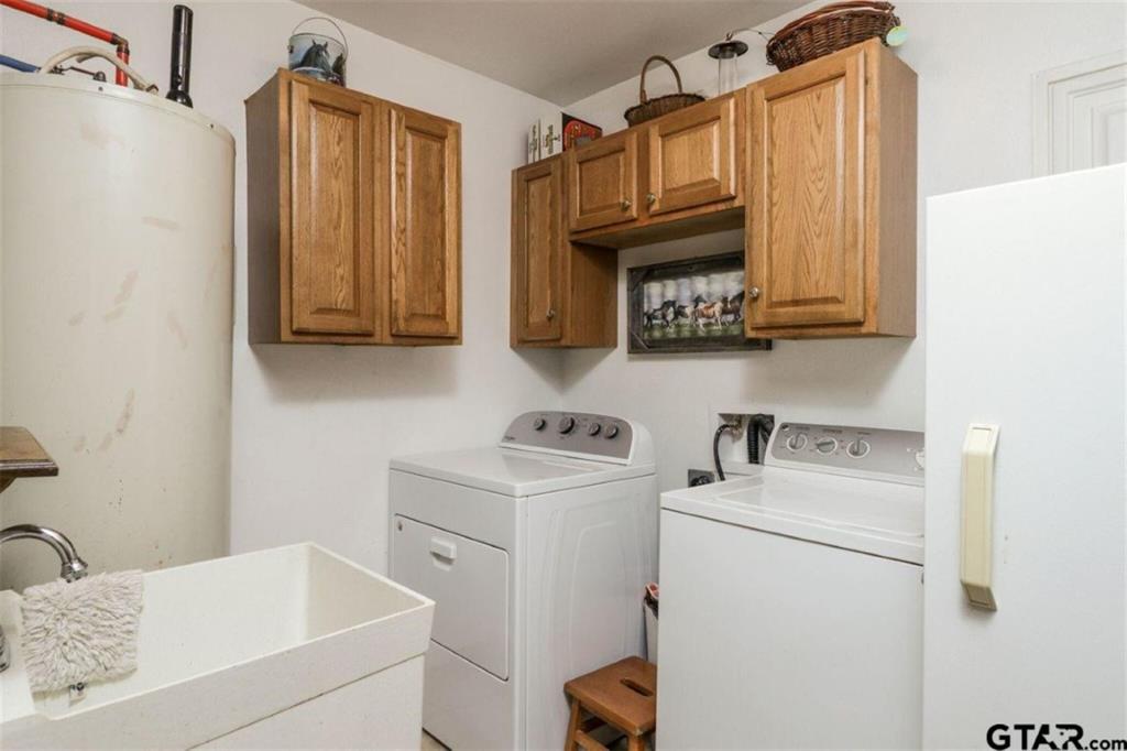 MOJAR(LOVE & ALLEN - Residential