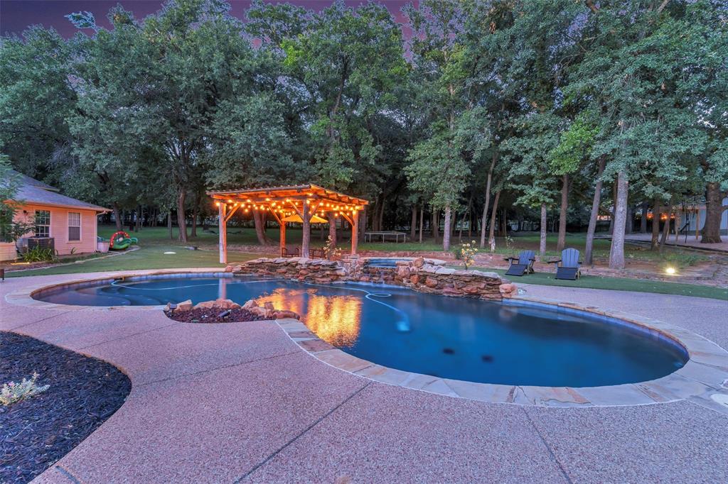 119 Forest Creek Circle