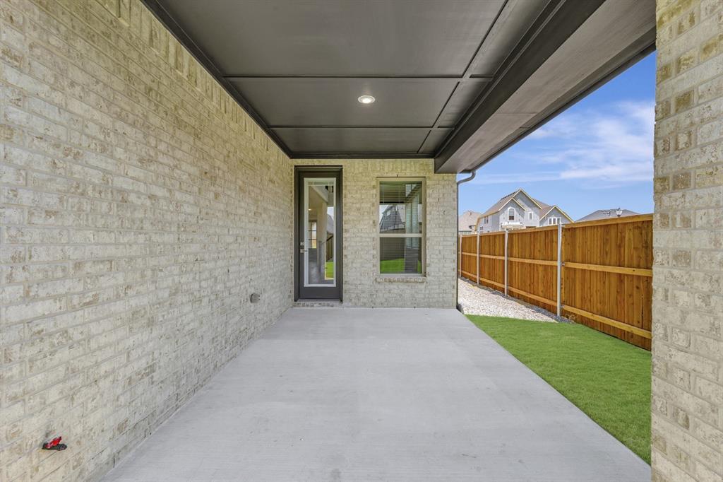 4229 Fox Trotter Drive