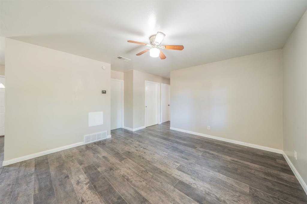 4646 Ridgepoint Drive