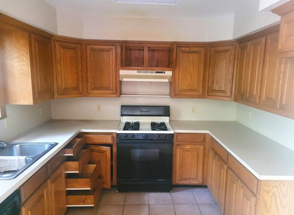 2219 Glenview Avenue