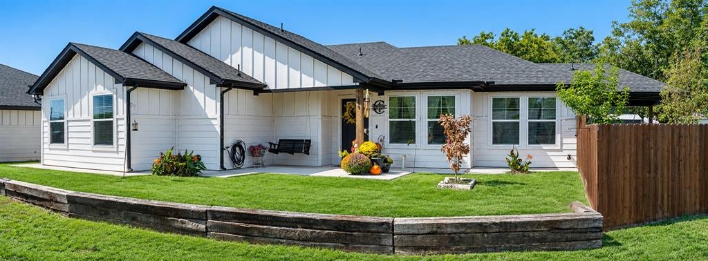 209 N Cleburne Whitney Road