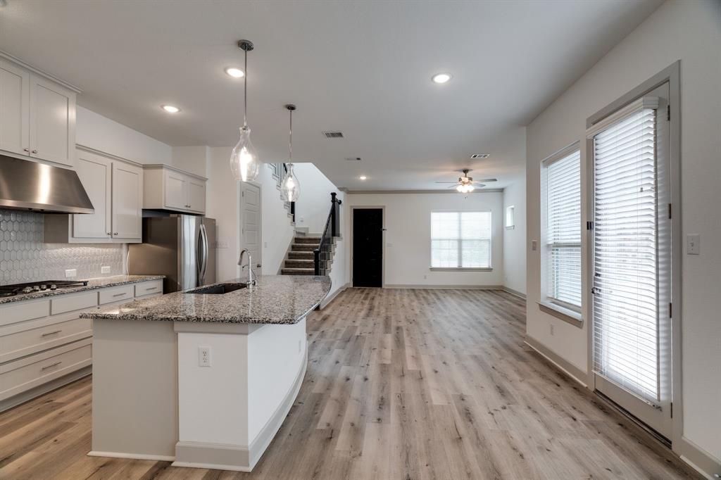 4402 Cypress Thorn Drive