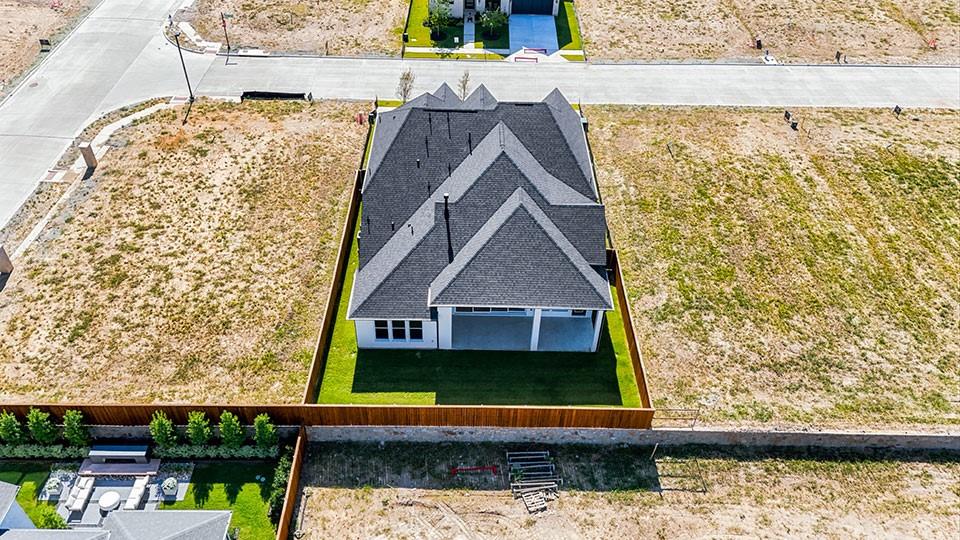 204 Hunters Glen Way