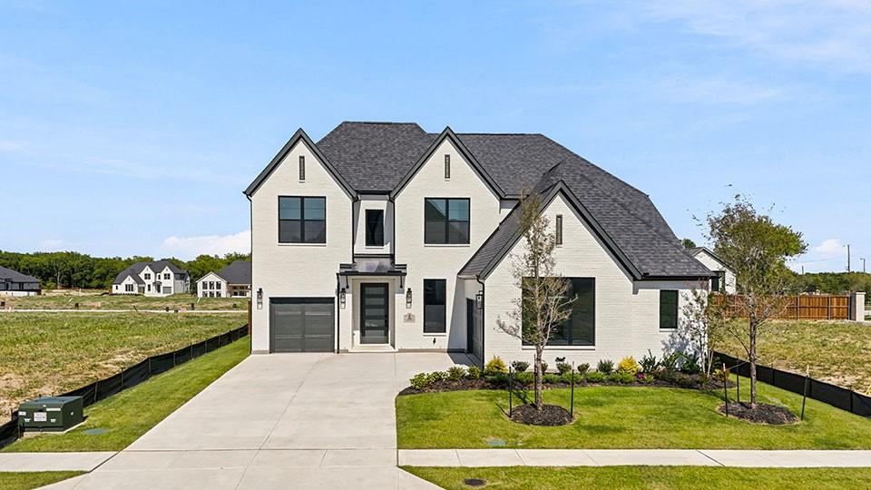 204 Hunters Glen Way