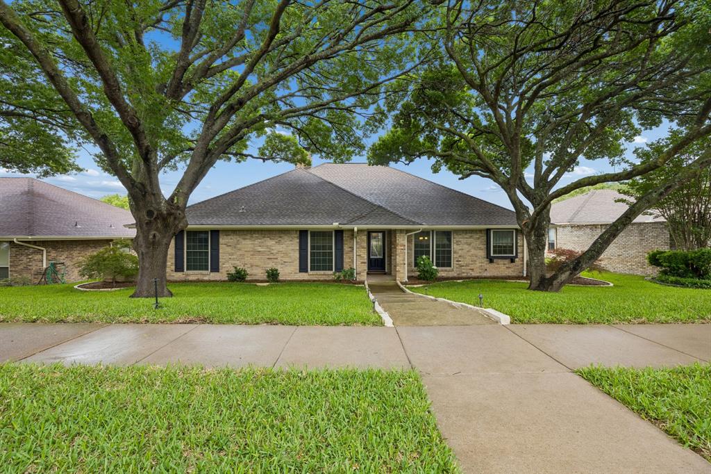 4004 Bosque Drive