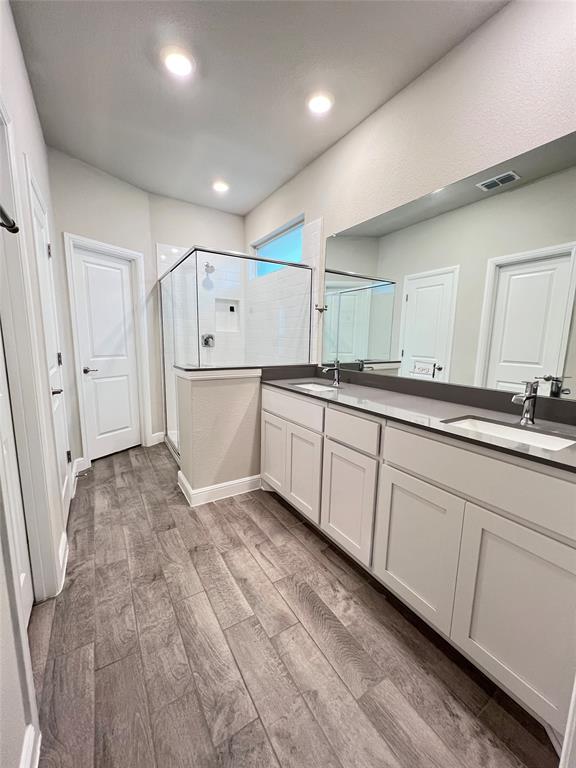 Trails-Elizabeth Crk Ph 4 - Residential Lease