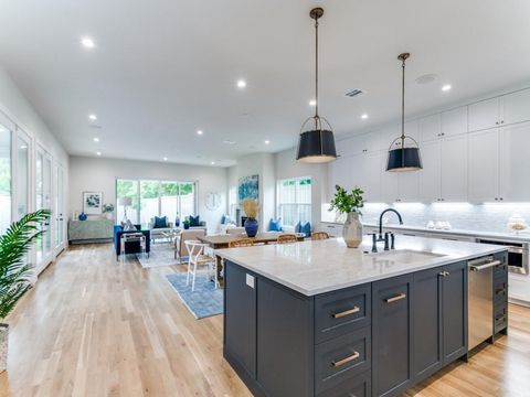 Tiny photo for 3911 Hawick Lane, Dallas, TX 75220 (MLS # 21086101)